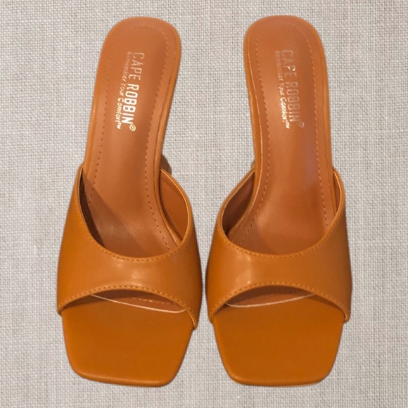 Cape Robbin Women's Slip On High Heels Size 7 - Picture 1 of 7